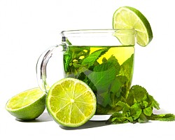Зеленият чай е по-добре да се пие с лимон