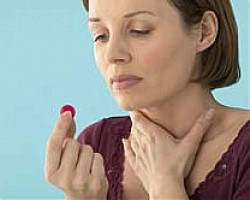 Как да лекуваме раздразненото гърло в домашни условия