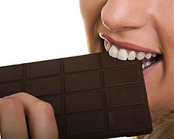 Качественият шоколад намалява риска от инсулт