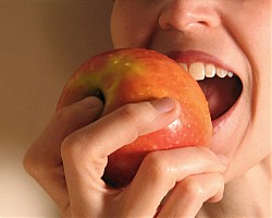 Една ябълка на ден спира втвърдяването на артериите