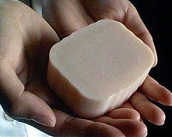 Какъв сапун да използваме – твърд или течен?