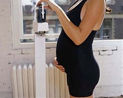 Безопасната бременност зависи много от теглото