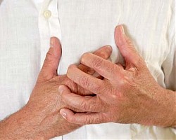 Болките в гърдите: какво трябва да знаем